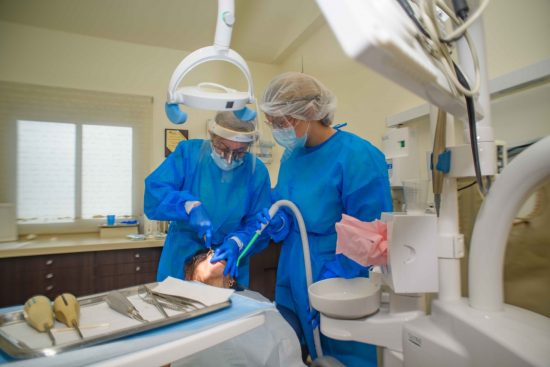 עזרה ראשונה רופא שיניים רמת גן